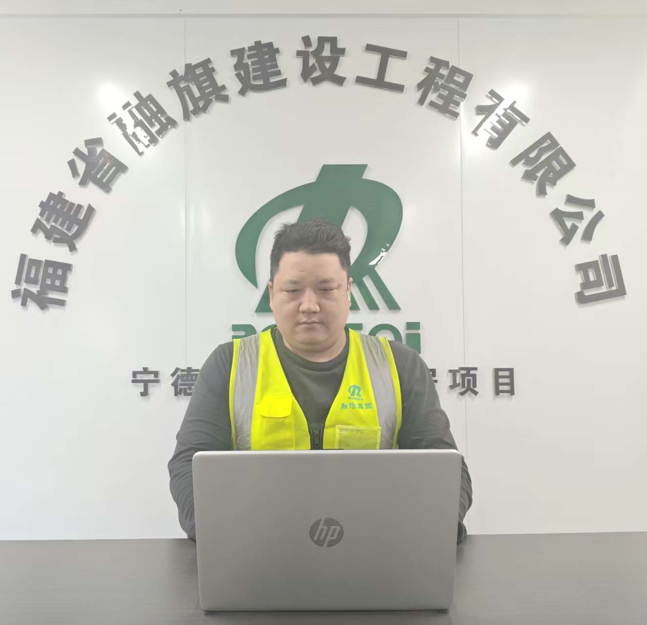 1764318996.jpg 微信图片_20251128092615_825_77.jpg