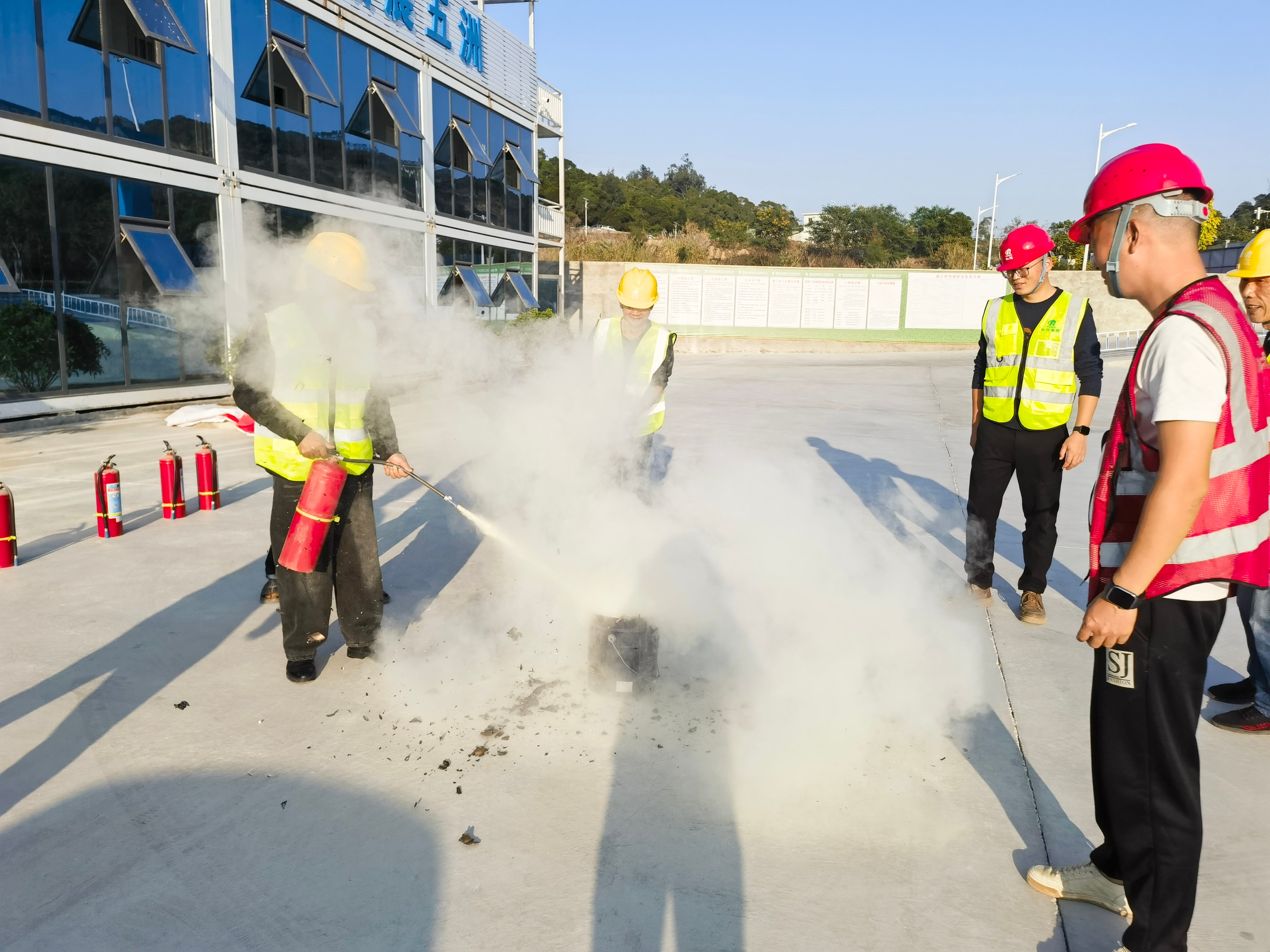 1764919750.jpg 微信图片_20251202152700_857_77.jpg