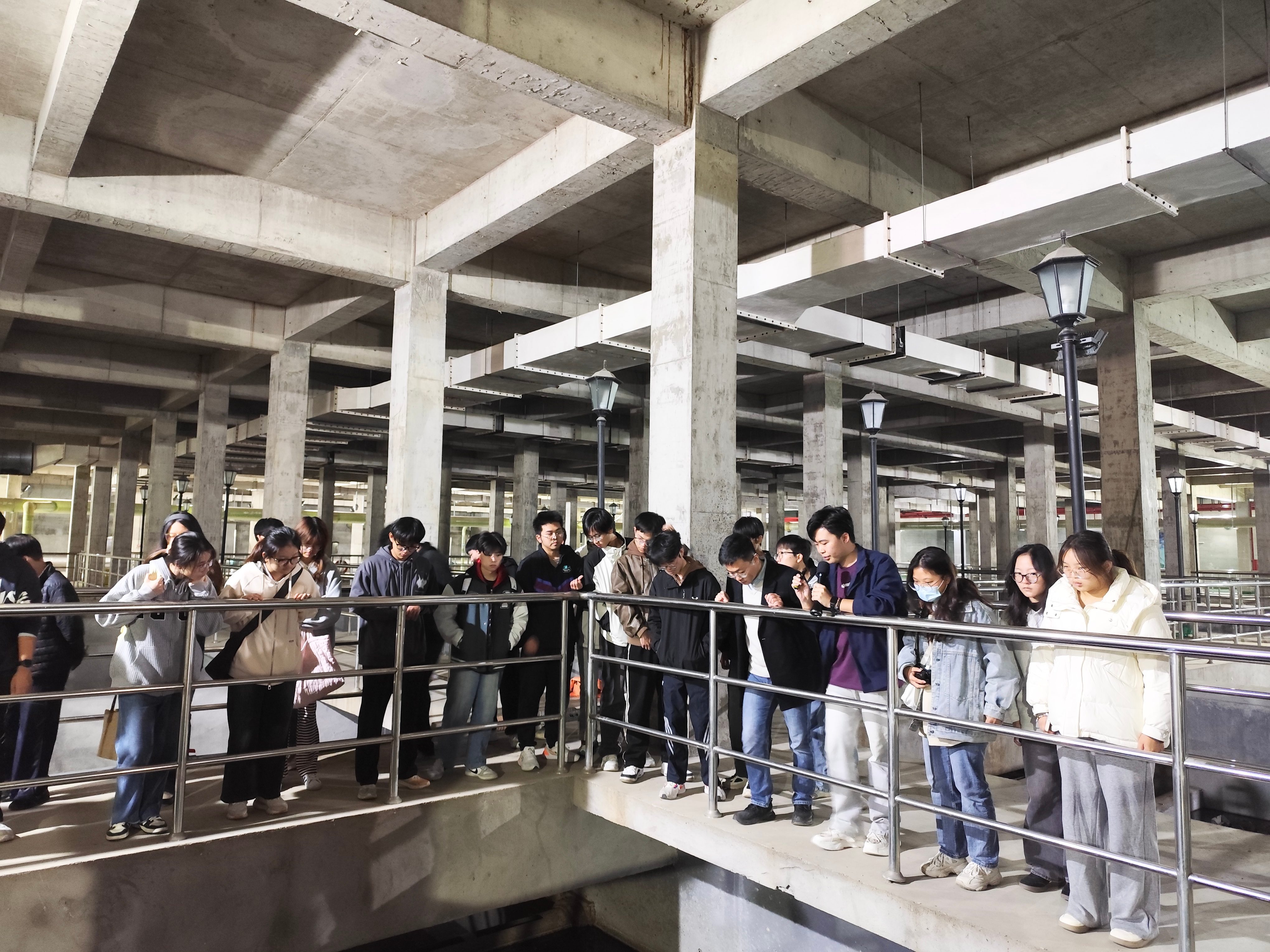 1764925971.jpg 微信图片_20251205105613_946_77.jpg